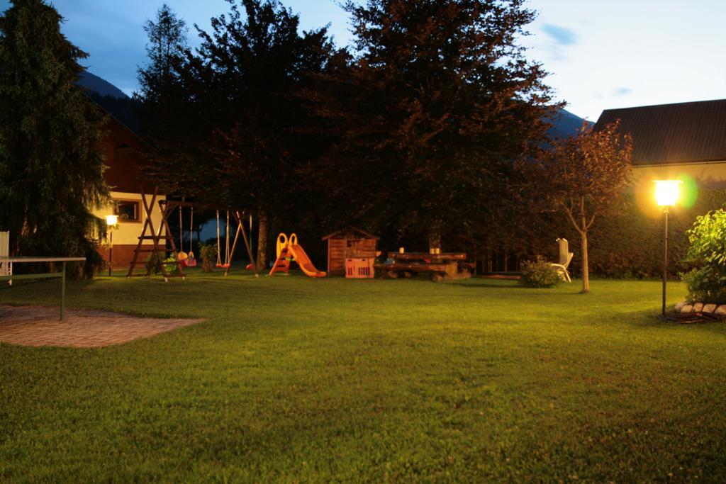 Aktiv & Sport Apartments Oberjoerg Rattendorf エクステリア 写真